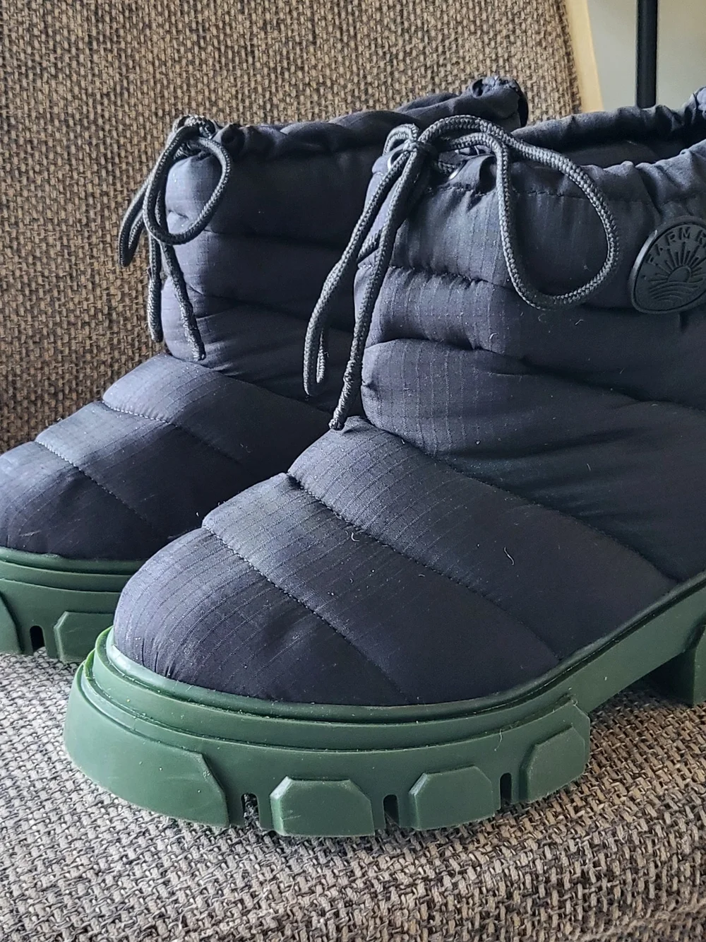 FARM Rio sleek quilted